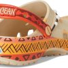 Crocs Unisex-Adult Disney Moana Classic Clogs, Shoes for Women and Men-4